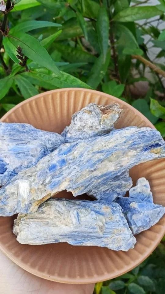 Cianita azul bruta