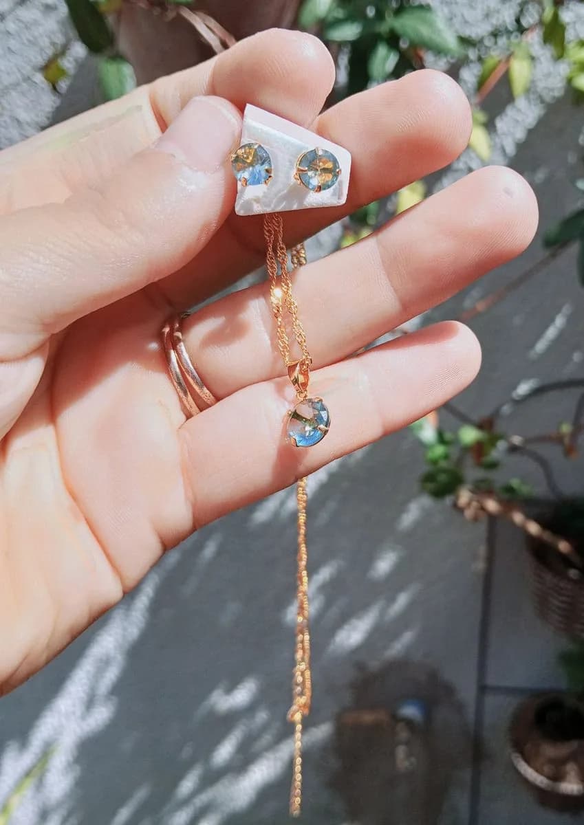 Conjunto de colar e brinco de Aquamarine